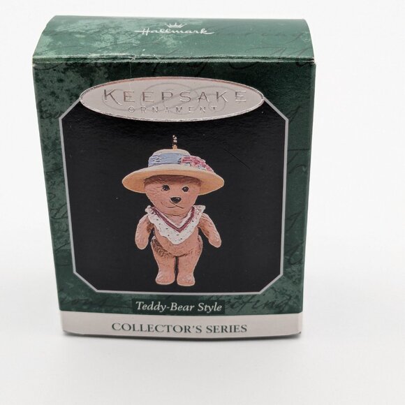 Hallmark Keepsake Teddy-Bear Style 1998, 2nd in Series, Victorian Style Ornament - Picture 7 of 10